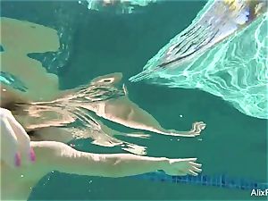 big-chested blondes Alix and Cherie go skinny dipping